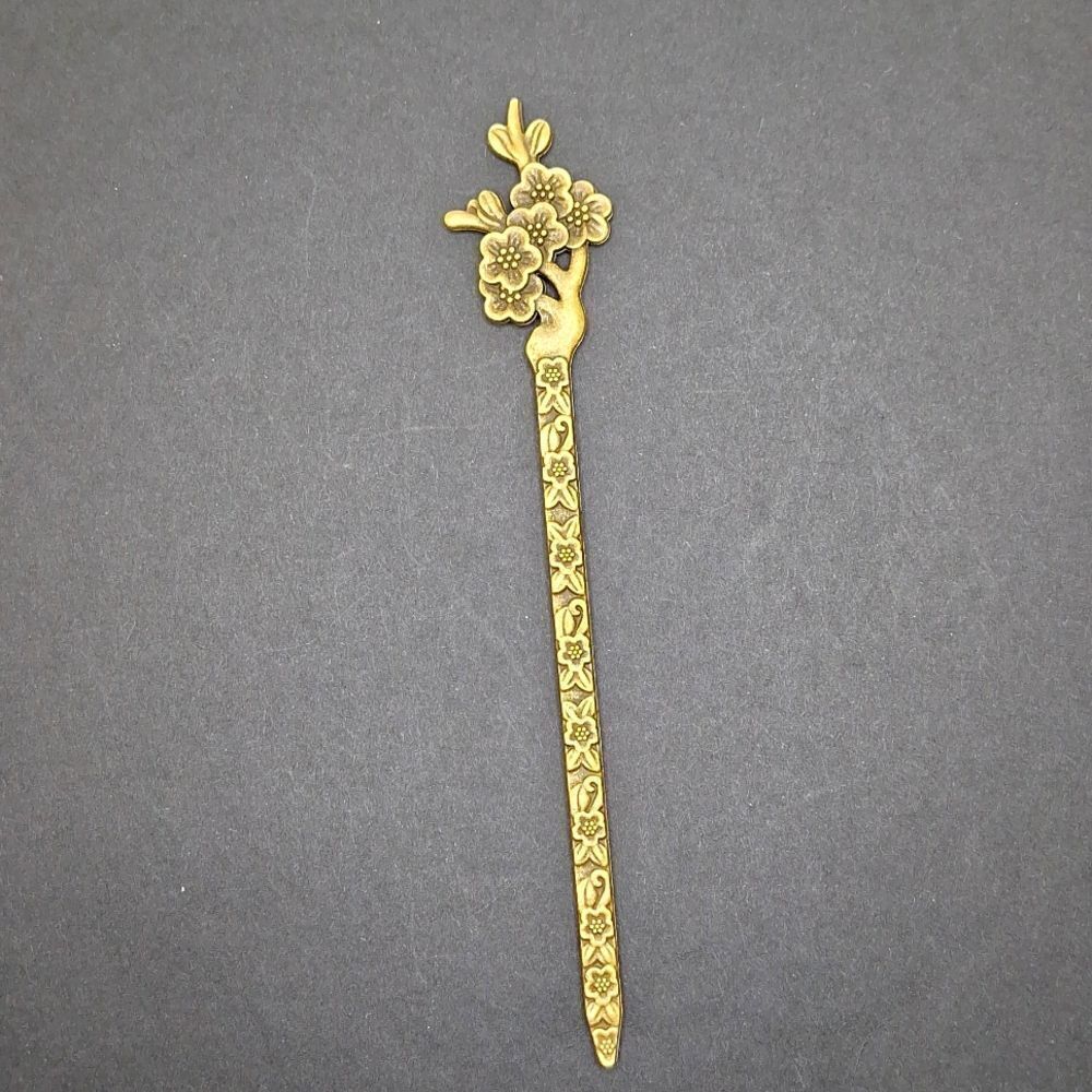 Antique bronze metal hair chopstick bun holder